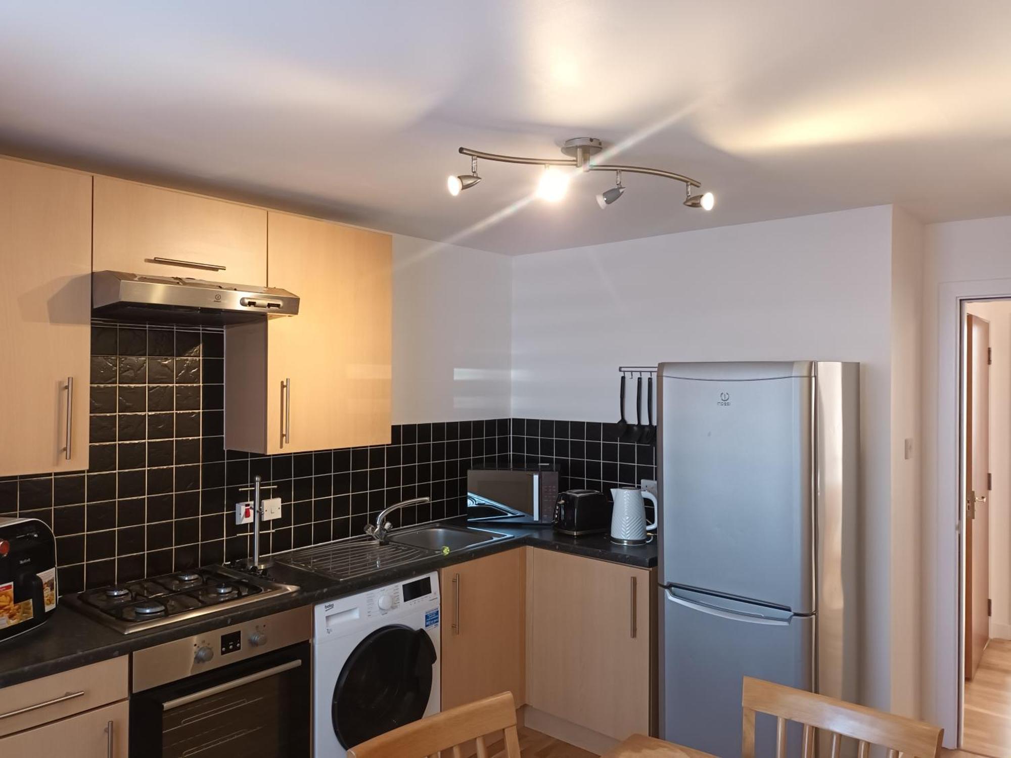 Spacious Elegant 2-Br Apartment In Aberdeen City Centre Exteriör bild